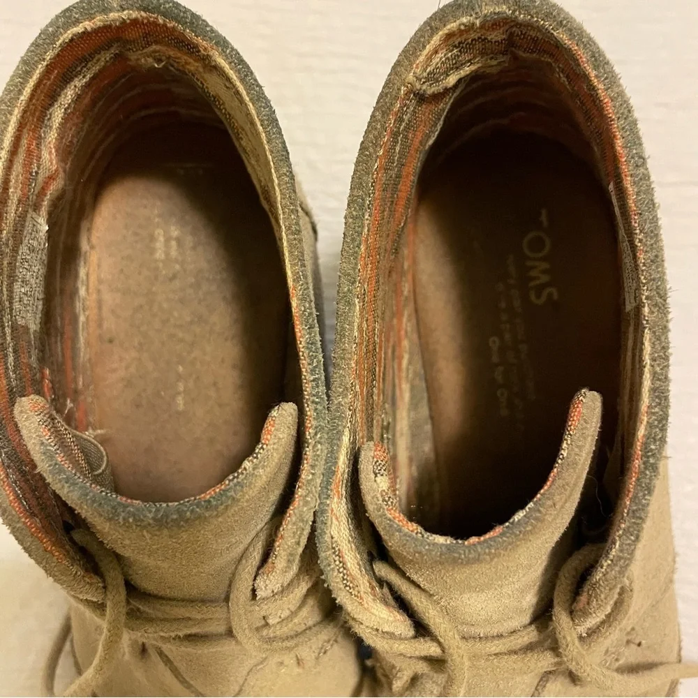 Toms Multicolor Striped Interior Shoes - Picture 7 of 9